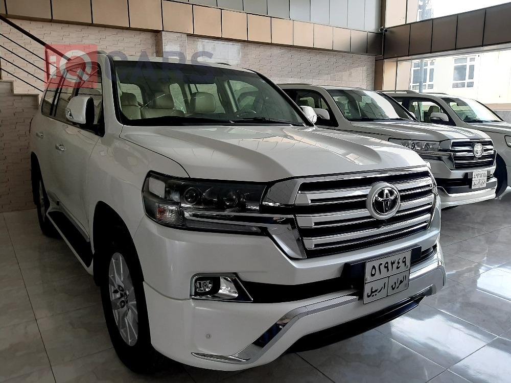 تويوتا لاندكروزر